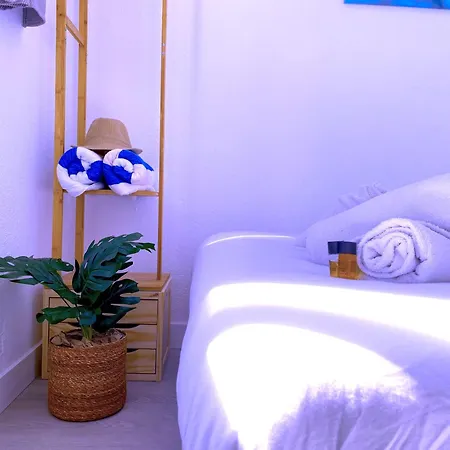 Tropicalidays Sunset Palm Apartment *